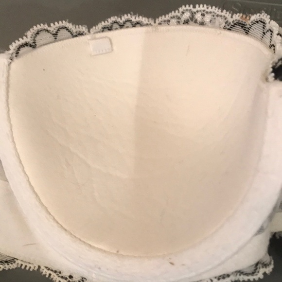 🥳 5 for $25🥳 Victoria’s Secret Bra - Picture 4 of 6